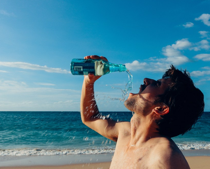 怎樣喝水更健康？晨起第一杯別喝4種水